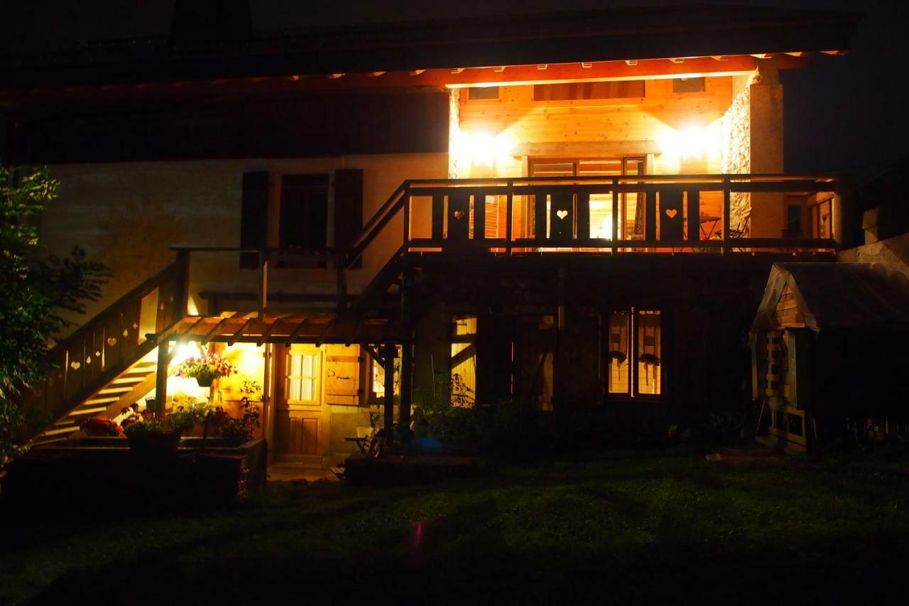 Chez Julie Bed & Breakfast Thollon-les-Memises Exterior foto